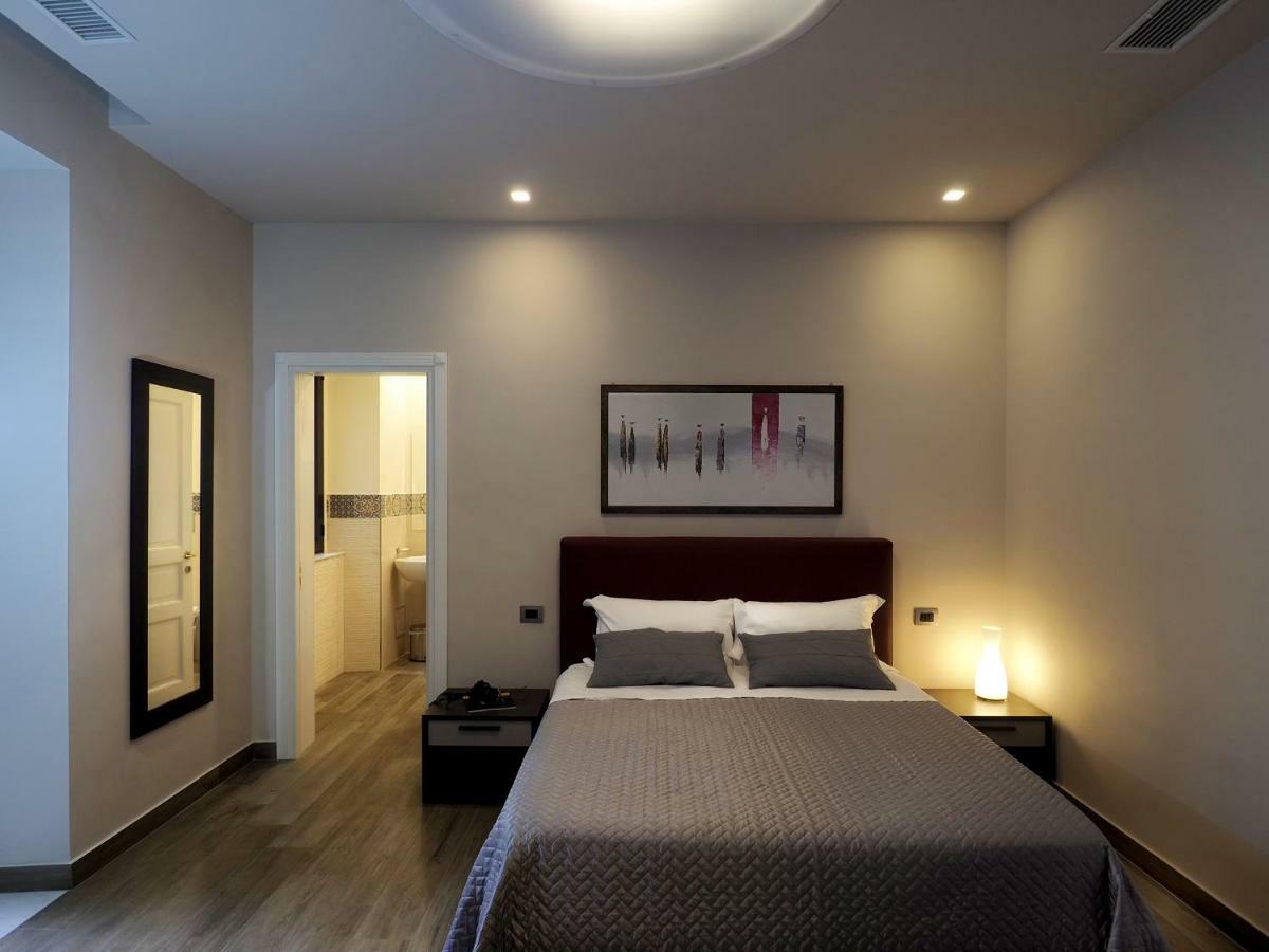 Bed and Breakfast Relais Anfitheatro Catania Esterno foto