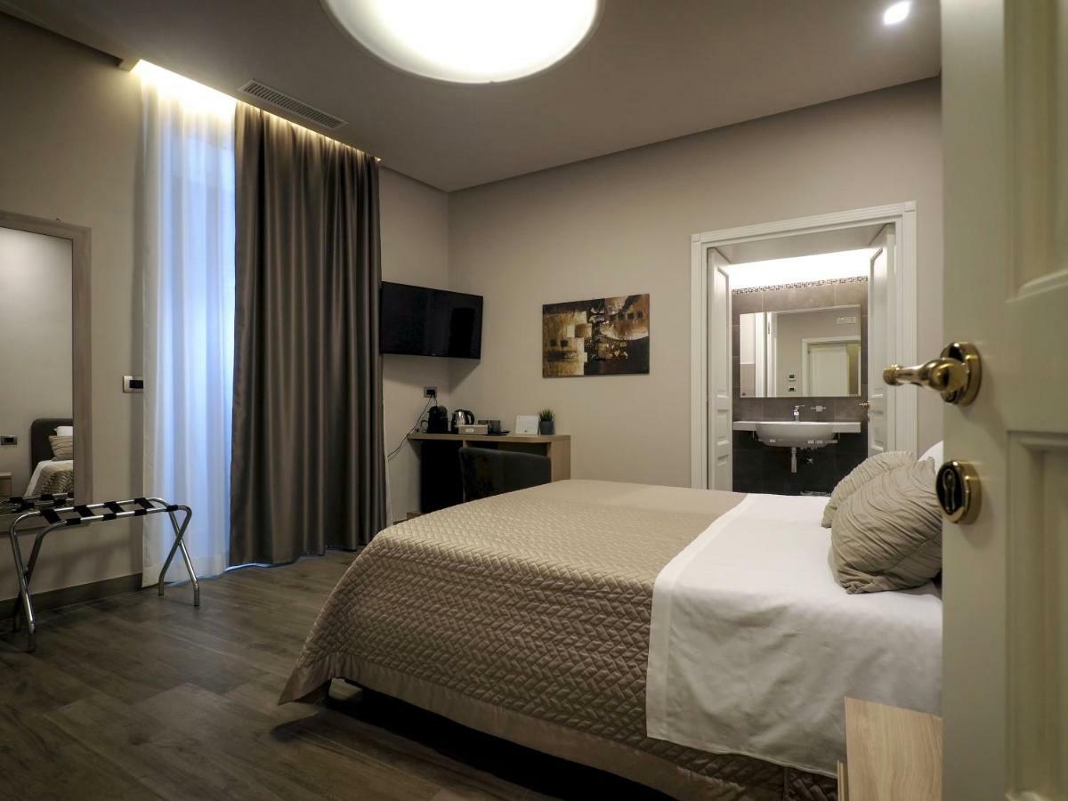 Bed and Breakfast Relais Anfitheatro Catania Esterno foto